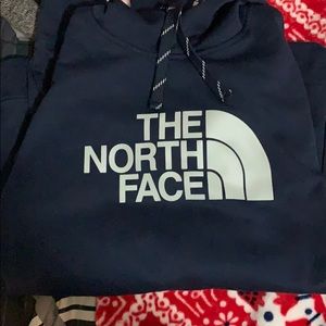 Men’s North Face hoodie